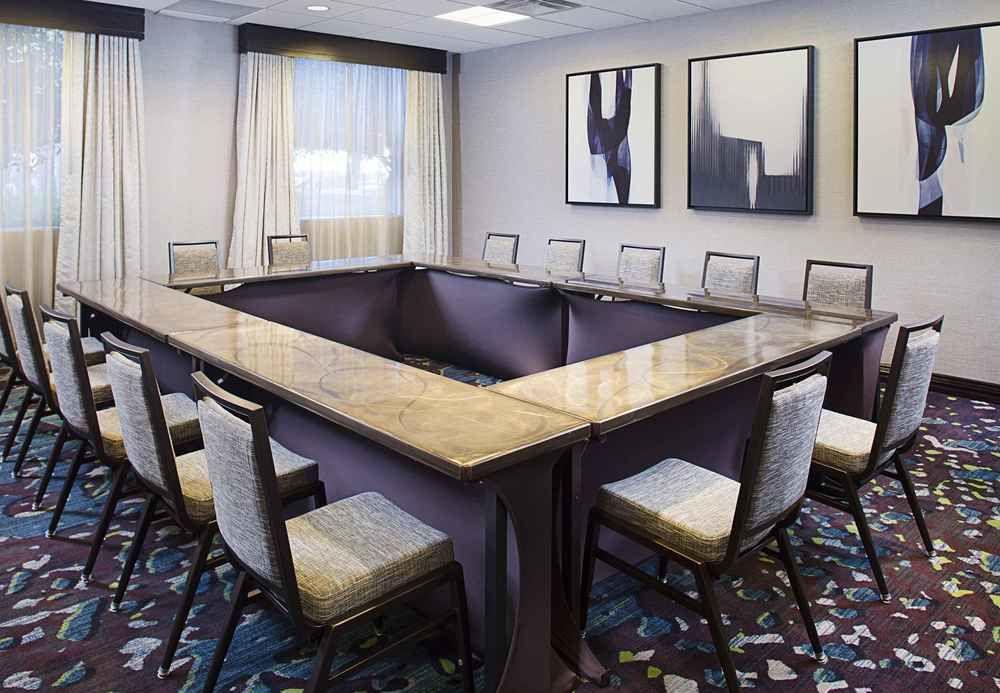 Dallas Marriott Suites Medical/Market Center Dış mekan fotoğraf