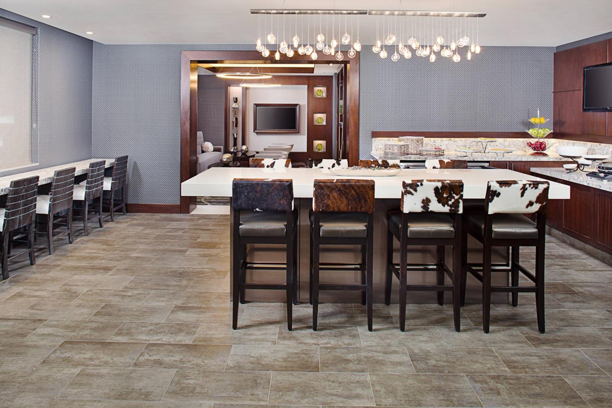 Dallas Marriott Suites Medical/Market Center Dış mekan fotoğraf