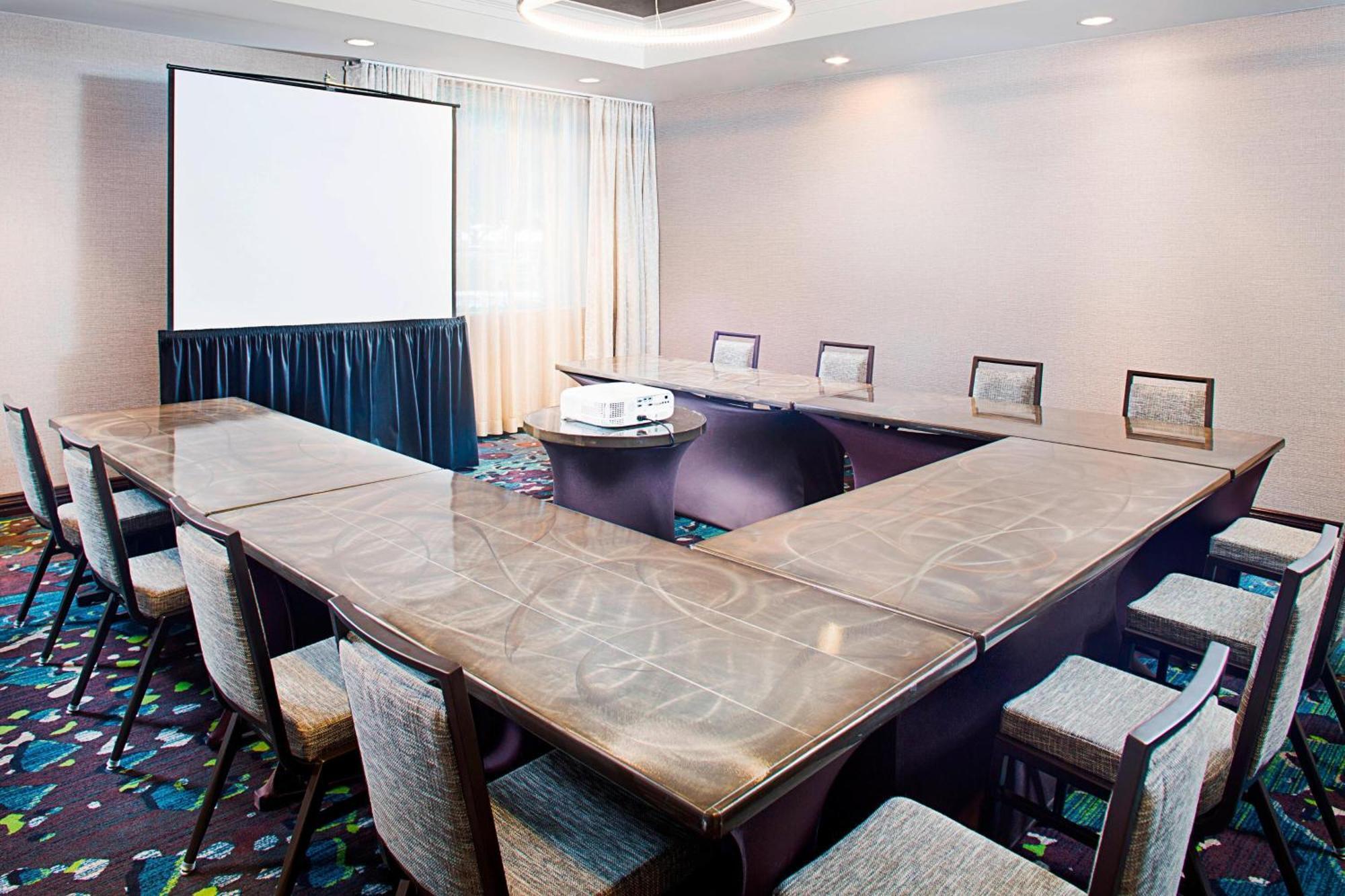 Dallas Marriott Suites Medical/Market Center Dış mekan fotoğraf