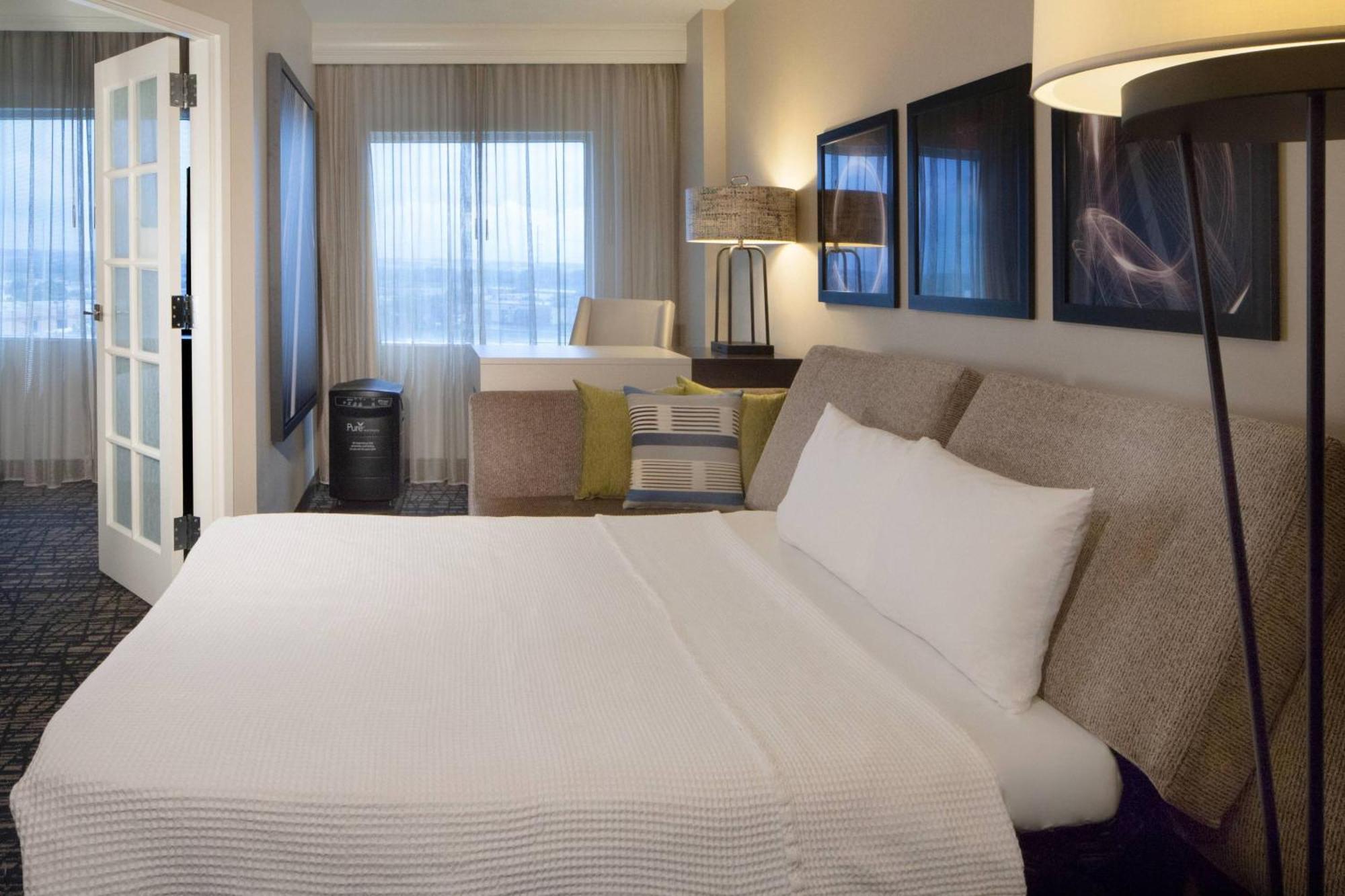 Dallas Marriott Suites Medical/Market Center Dış mekan fotoğraf