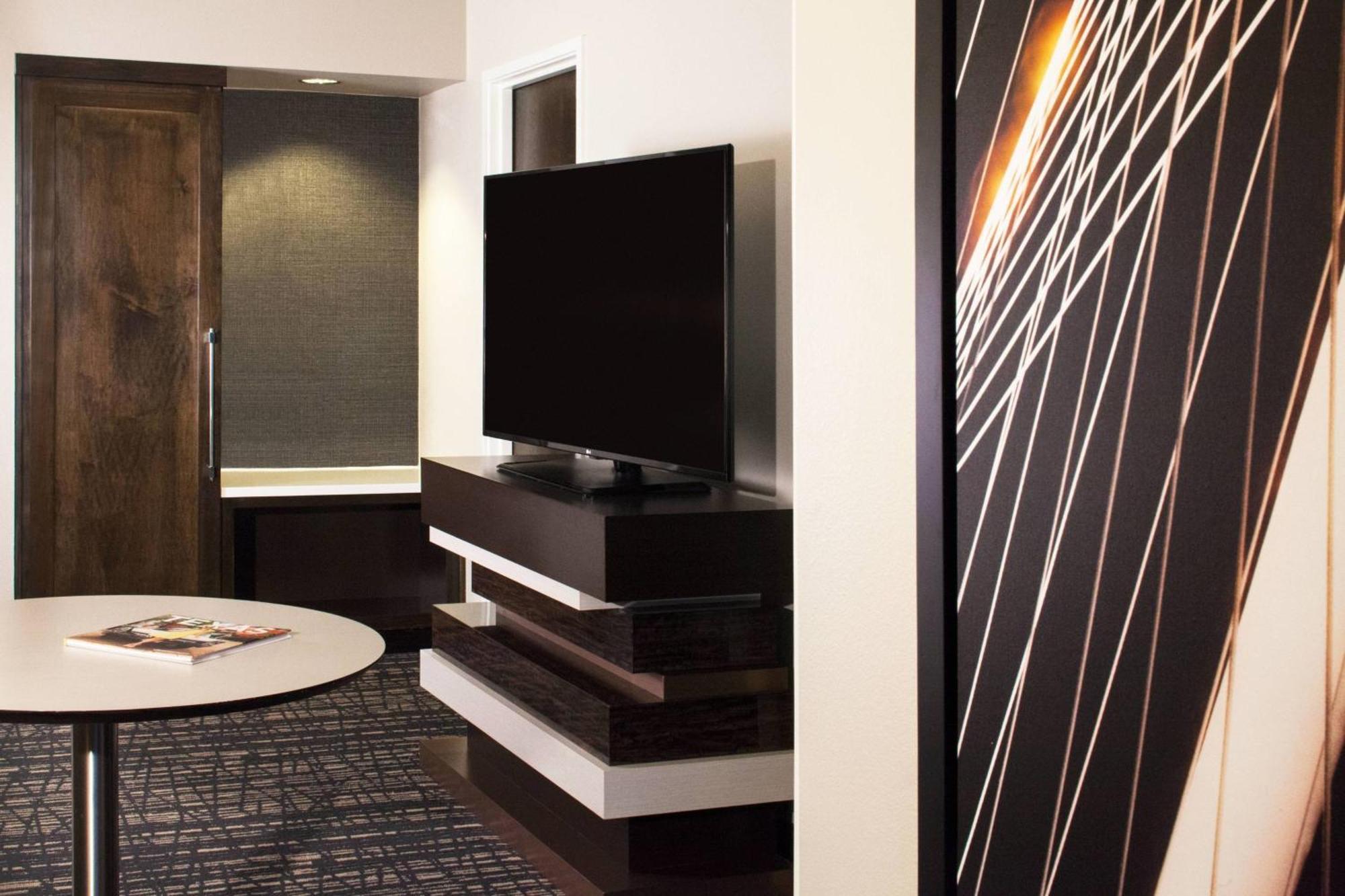 Dallas Marriott Suites Medical/Market Center Dış mekan fotoğraf