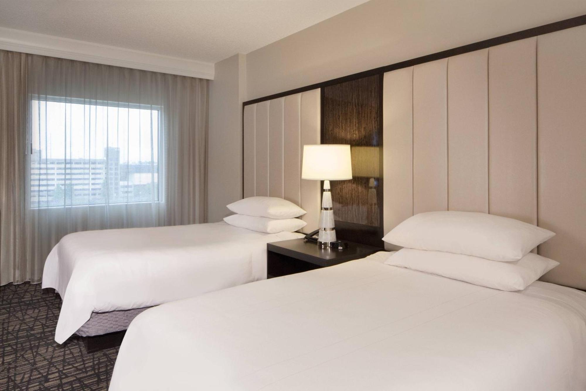 Dallas Marriott Suites Medical/Market Center Dış mekan fotoğraf